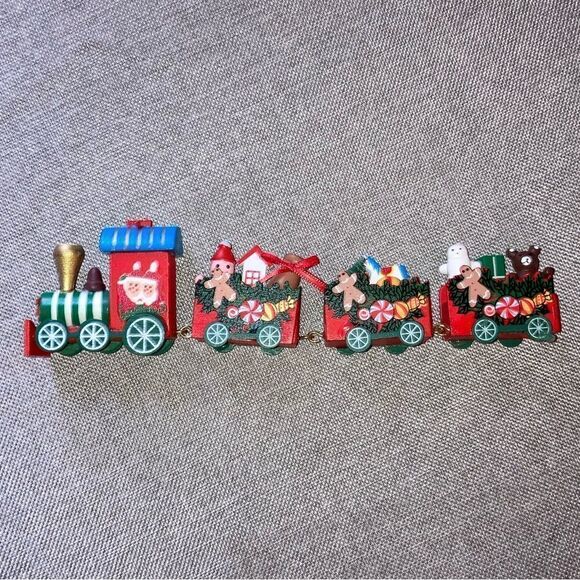 Mini Wood Toy Train - Picture 5 of 10